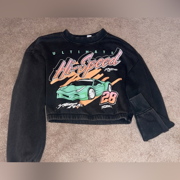 H&M Black Sweatshirt with Graphic Design - Picture 1 of 2